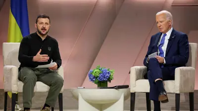 لقاء سابق بين جو بايدن وفلوديمير زيلينسكي