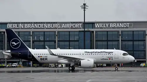 مطار برلين