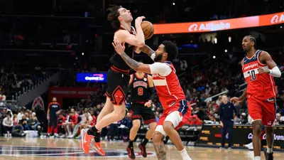 من مباراة واشنطن ويزاردز ضد شيكاغو بولز 