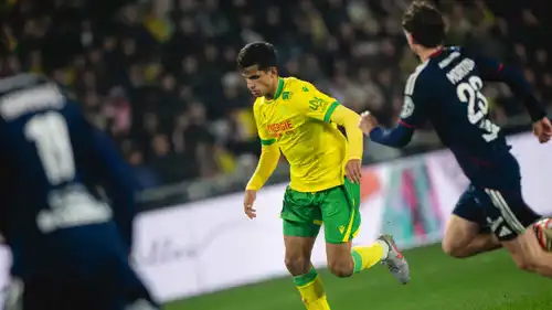 الليبي علي يوسف في مباراة مع نانت