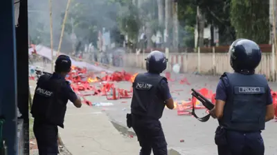 تأهب قوات الأمن البنغالية في الاحتجاجات