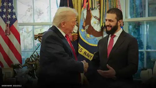 عطر وهدية تاريخية.. ترامب والشرع يتبادلان الهدايا في البيت الأبيض