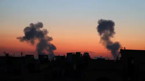 آثار هجوم على طهران