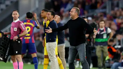 هانز فليك مدرب برشلونة الإسباني