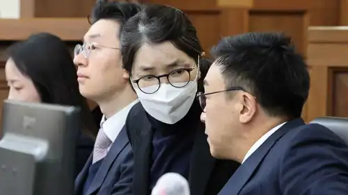 السيدة الأولى السابقة خلال جلسة محاكمتها