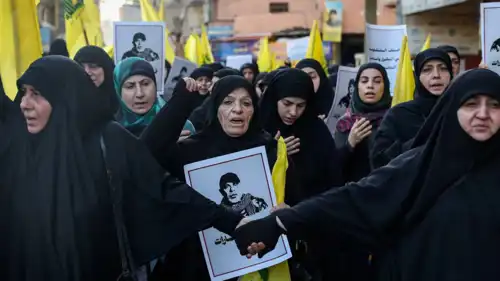 جانب من تشييع جثمان هيثم طبطبائي