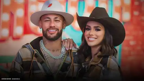 نيمرا وصديقته