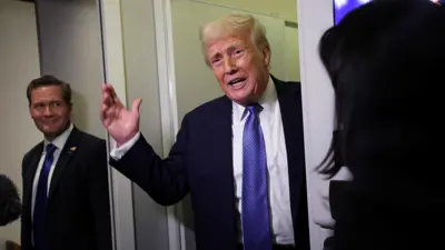 ترامب ومستشار الأمن القومي مايك والتز 