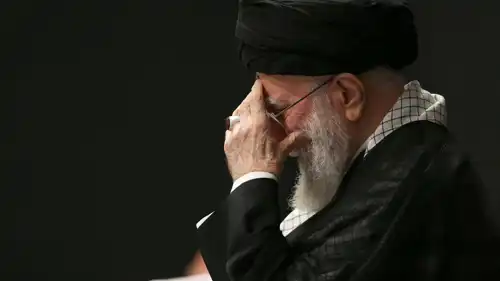 آية الله علي خامنئي