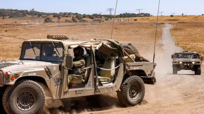 آليات إسرائيلية