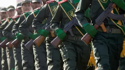 عناصر من الحرس الثوري