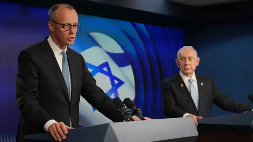 خلال كلمة المستشار الألماني في المؤتمر الصحفي في تل أبيب