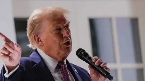 الرئيس الأمريكي دونالد ترامب