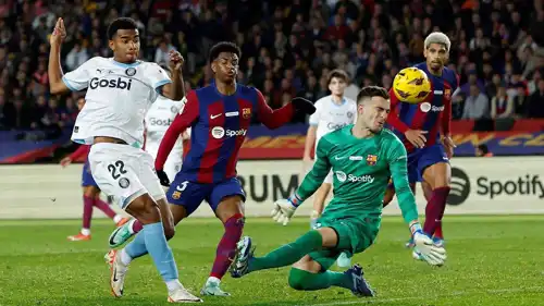 مواجهة سابقة بين برشلونة وجيرونا