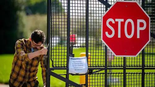 حصن فورت ماكهنري الأمريكي يغلق أبوابه بسبب الإغلاق الحكومي