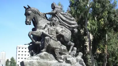 نصب صلاح الدين الأيوبي في دمشق