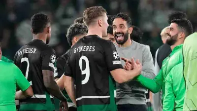 روبن أموريم مع لاعبي سبورتنغ لشبونة البرتغالي