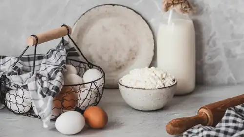 جبن القريش والبيض