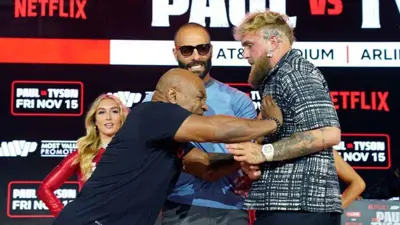 نزال ناري منتظر بين تايسون وجيك بول