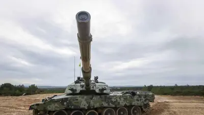 دبابة قابلة للتمويه