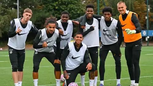 لاعبو تشيلسي في التدريبات