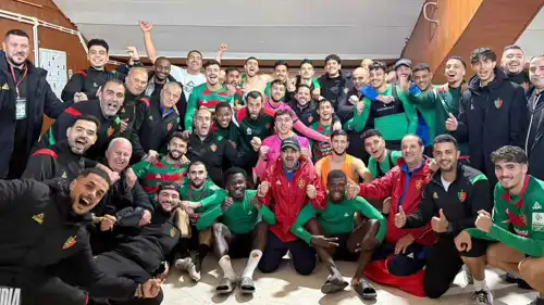 فرحة مولودية الجزائر بتصدر الدوري