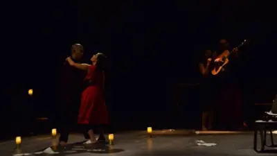 مسرحية فطائر التفاح المغربية