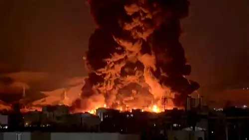 غارة جوية على طهران