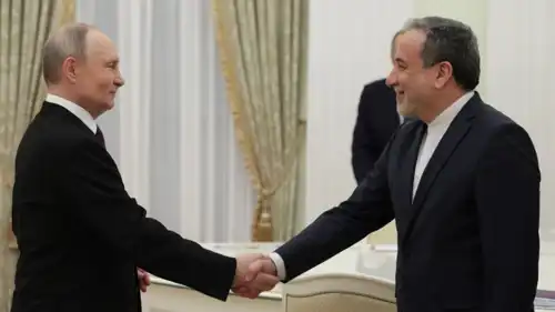 فلاديمير بوتين وعباس عراقجي