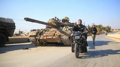  عناصر الفصائل المسلحة 