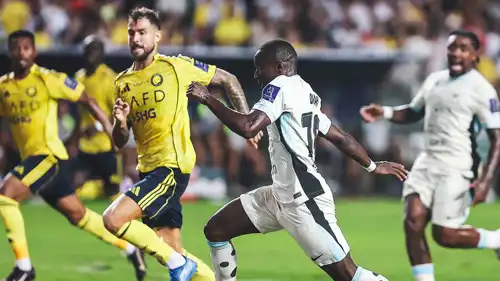 من مباراة الاتحاد والنصر في نصف نهائي السوبر السعودي