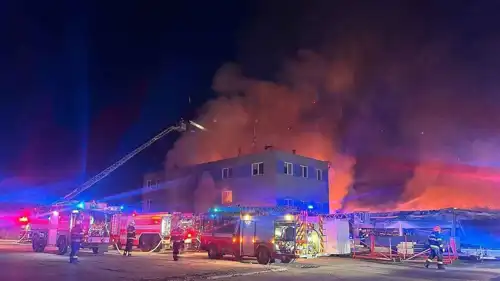 خلال محاولة السيطرة على الحريق