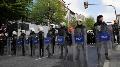 عناصر من الشرطة التركية