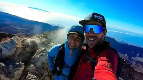 توماس بلامبرغر وشريكته كيرستين غورتنر