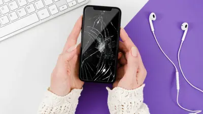 هاتف مكسورة شاشته