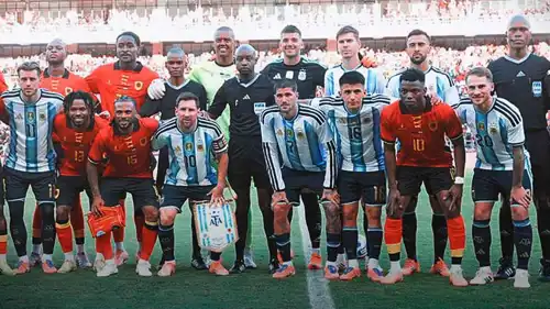 من مباراة الأرجنتين وأنغولا الودية