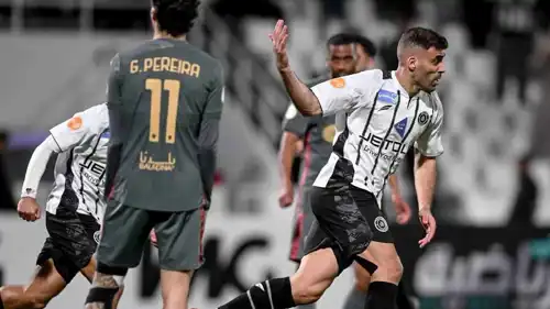 عبد الرزاق حمد الله مهاجم الشباب السعودي