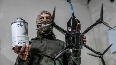 وضع علامات على صناديق البكرات حسب الطول  