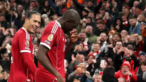 بكاء إبراهيما كوناتي مع ليفربول