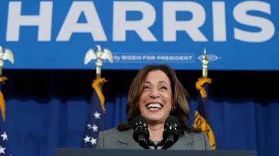 كاملا هاريس نائبة الرئيس الأمريكي جو بايدن خلال إحدى الفعاليات الانتخابية في نورث كارولاينا 11 يوليو تموز 2024 