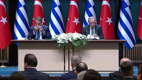 رئيس وزراء اليونان ميتسوتاكيس والرئيس التركي أردوغان