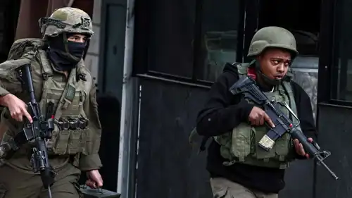 جنود إسرائيليون في الضفة الغربية