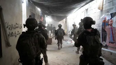 الجيش الإسرائيلي في مخيم طولكرم 