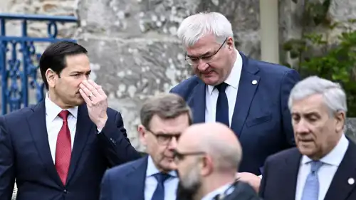 روبيو ووزير الخارجية الأوكراني خلال اجتماع مجموعة السبع