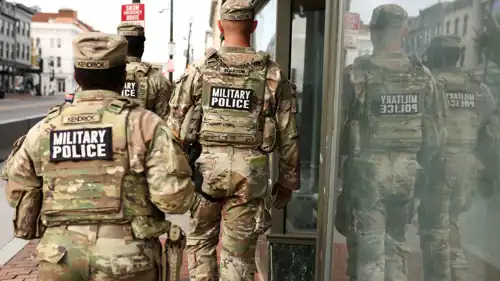 عناصر من الحرس الوطني في واشنطن