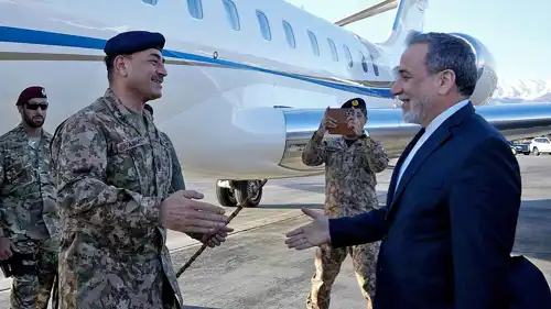 عراقجي يستقبل عاصم منير