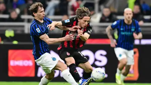 مودريتش في مباراة ديربي الغضب بين ميلان وإنتر ميلان