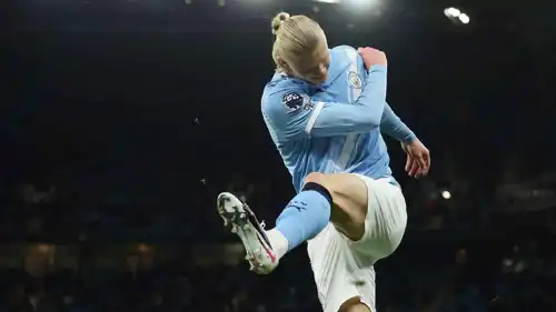 إيرلينغ هالاند نجم مانشستر سيتي