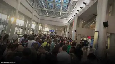 فوضى في مطار بيروت..صراخ و عراك بالأيدي وسط ذهول المسافرين