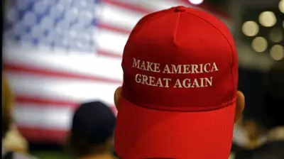 قبعة جعل أمريكا عظيمة مرة أخرى
